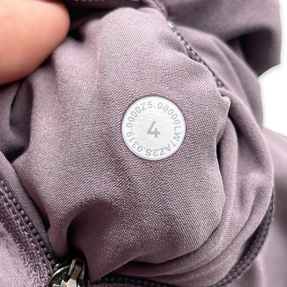Lululemon Tracker Short V *4" - Picture 8 of 9